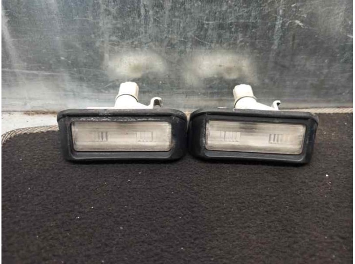 Recambio de piloto matricula para peugeot partner kasten 1.6 16v e-hdi fap referencia OEM IAM 968342168C  