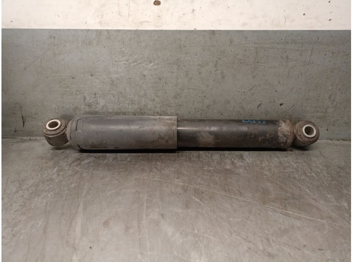 Replacement right rear shock absorber for Citroën Jumper II Van 2.2 HDi 130 OEM IAM reference 1362548080 5206TR 