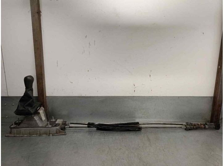 Recambio de palanca cambio para volkswagen caddy furgón/kombi 2.0 tdi referencia OEM IAM 1T0711049BD  