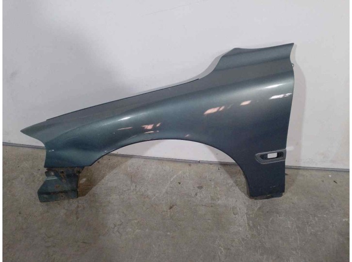 Recambio de aleta delantera izquierda para volvo v70 familiar 2.4 diesel cat referencia OEM IAM 30796492 VERDE 