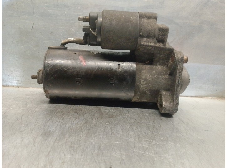 Replacement starter motor for Volvo V70 Estate 2.4 Diesel CAT OEM IAM reference 0001109252 0001109252 BOSCH