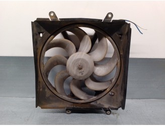 Recambio de electroventilador para toyota avensis berlina (t 22) 1.6 16v referencia OEM IAM 1636102080 3135103223 BOSCH