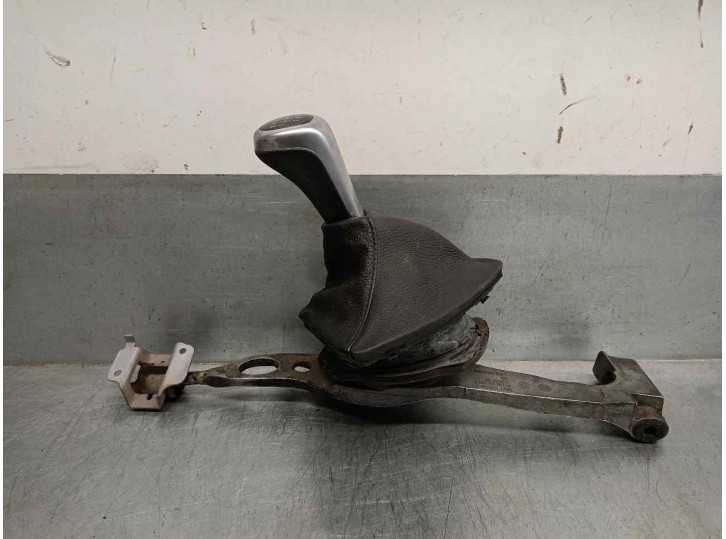 Recambio de palanca cambio para bmw serie 3 berlina (e90) 2.0 turbodiesel cat referencia OEM IAM 25117590607 