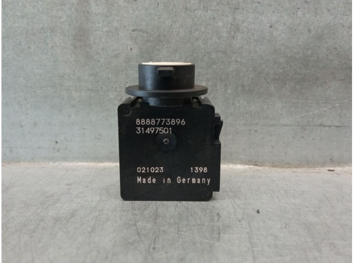 Replacement sensor for Volvo XC40 (536) Recharge OEM IAM reference 31497501 0210231398 8888773896