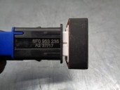 Replacement warning switch for Seat Ibiza (KJ1) 1.0 OEM IAM reference 6F0953235 