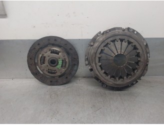 Recambio de kit embrague para toyota avensis berlina (t 22) 1.6 16v referencia OEM IAM 1252275 