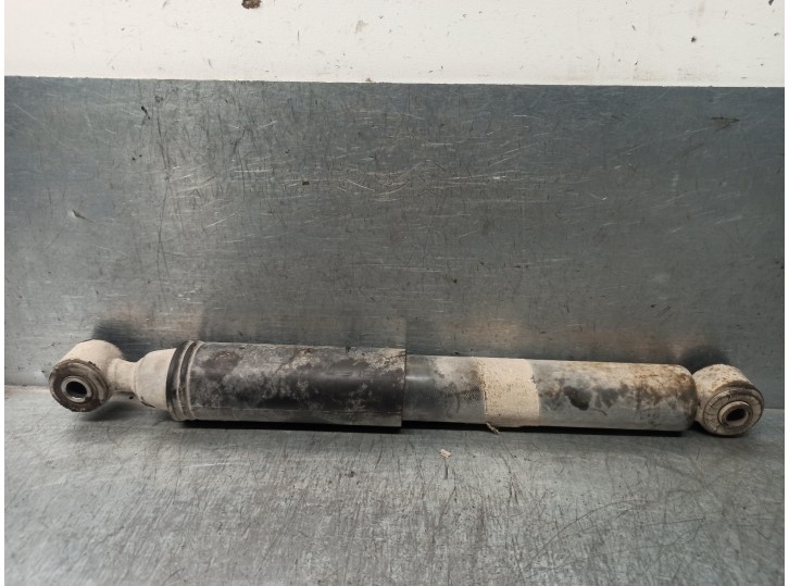 Recambio de amortiguador trasero izquierdo para renault rapid/express (f40) 1.4 referencia OEM IAM 7702146854  