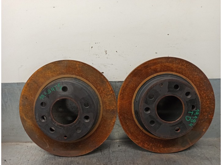 Recambio de disco freno trasero para mazda 3 sedán (bp) referencia OEM IAM B45G26251A 