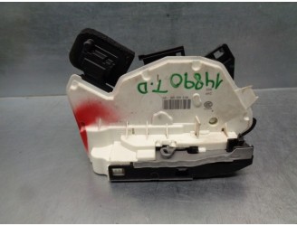 Recambio de cerradura puerta trasera derecha para skoda rapid 1.4 16v tsi referencia OEM IAM 5E0839016A 7 PINES 5 PUERTAS