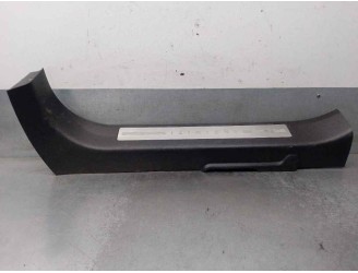 Recambio de molduras delanteras para infiniti fx 3.7 v6 cat referencia OEM IAM 769B41CA0A PLACA GUARDA PIES DEL DERECHO