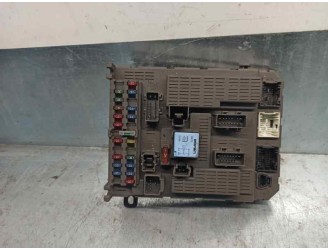 Recambio de caja reles / fusibles para citroën c5 berlina 2.0 hdi referencia OEM IAM 9644460280 