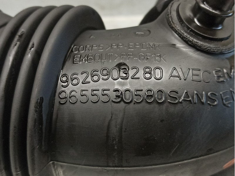 Recambio de tubo para peugeot 407 2.2 referencia OEM IAM 9626903280  