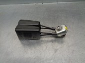 Recambio de enganche cinturon para skoda rapid 1.4 16v tsi referencia OEM IAM 5JA857488  TRA IZ CENT.