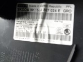 Recambio de guarnecido puerta trasera derecha para skoda rapid 1.4 16v tsi referencia OEM IAM 5JJ867024E 5JH867212 