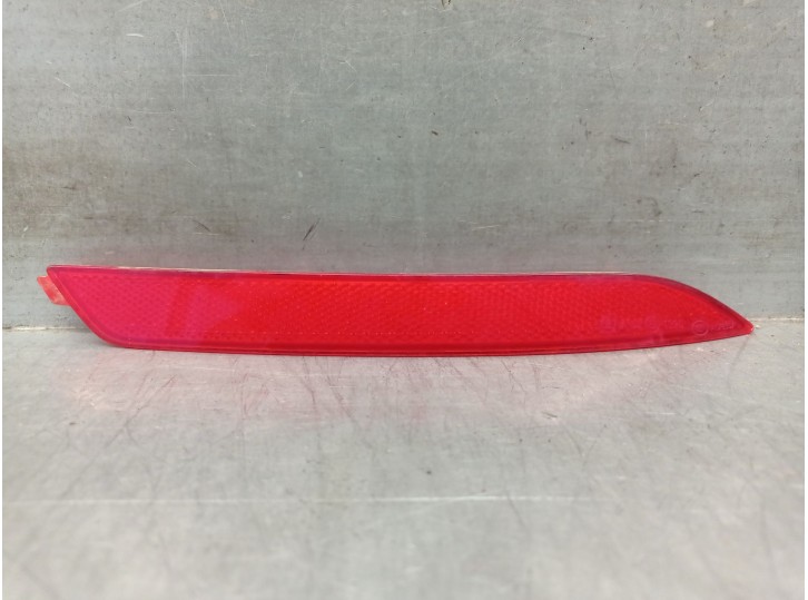 Recambio de piloto trasero derecho paragolpes para skoda rapid spaceback (nh1) 1.4 tdi referencia OEM IAM 5JJ945106 5JJ945106 