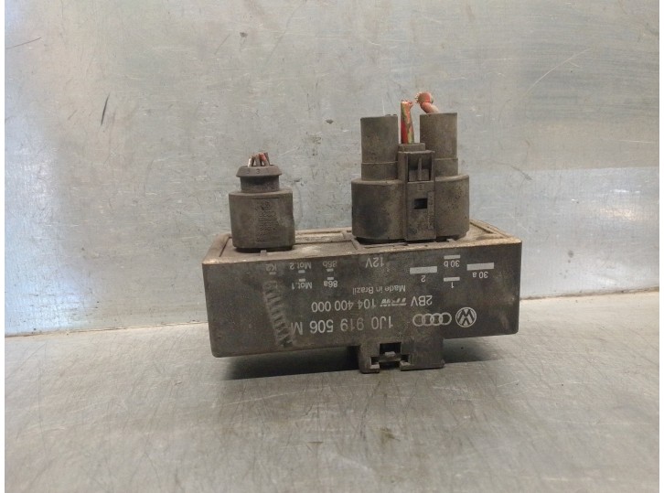 Recambio de caja precalentamiento para seat ibiza (6l1) 1.9 tdi referencia OEM IAM 1J0919506M 104400000 TRW