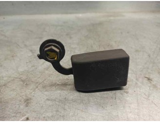 ENGANCHE CINTURON TRASERO DERECHO 89842EY20A 