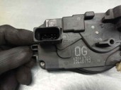 Recambio de cerradura puerta delantera derecha para opel astra h berlina 1.6 16v referencia OEM IAM 13210749 5 PINES 5 PUERTAS