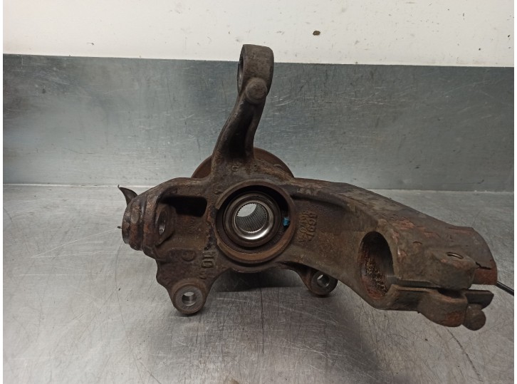 Recambio de mangueta delantera izquierda para ford mondeo ber. (ca2) 1.8 tdci cat referencia OEM IAM 6G913K171A  