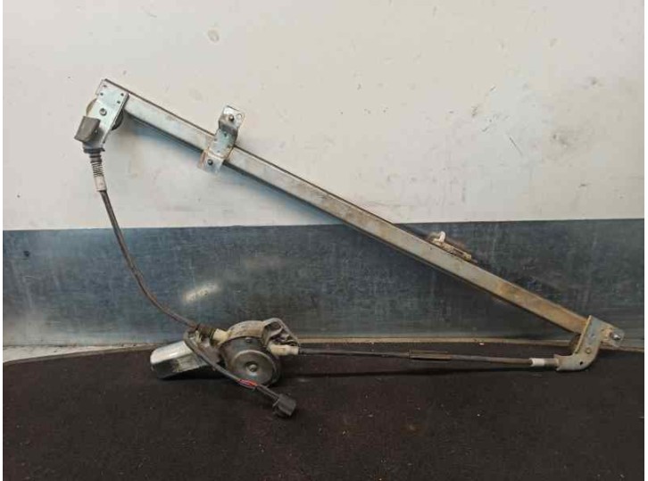 Replacement front right window regulator for Fiat Ducato closed box (from 03.94) 1.9 diesel OEM IAM reference 1322757080 2 