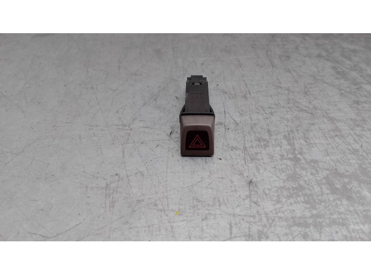 Recambio de warning para volvo s40 berlina 2.0 diesel cat referencia OEM IAM 8651399 
