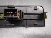 Recambio de mando elevalunas delantero derecho para hyundai matrix (fc) 1.6 cat referencia OEM IAM 9358017000  