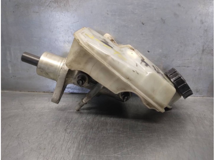 Recambio de bomba freno para volvo s40 berlina 2.0 diesel cat referencia OEM IAM 03350886551  