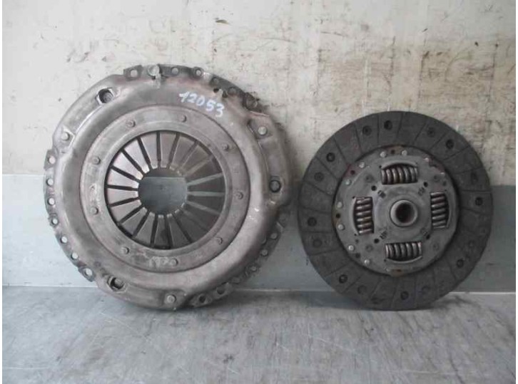 Recambio de kit embrague para audi a1 sportback (8xf) 1.6 tdi referencia OEM IAM 323082010 123061210 LUK