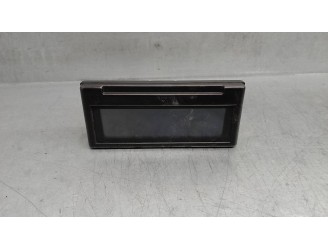 Replacement multifunction display for Volvo S40 saloon 2.0 diesel CAT OEM IAM reference 8696495 