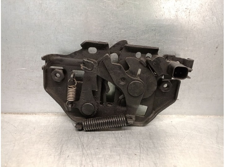 Replacement hood latch for Ford EcoSport 1.5 EcoBlue TDCi OEM IAM reference 1806140 1806140 