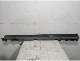 Recambio de faldon lateral para mercedes-benz gla (h247) gla 200 d 4-matic (247.713) referencia OEM IAM A2176980900L A2176980900