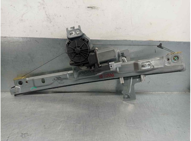 Recambio de elevalunas delantero izquierdo para peugeot 207 16v vti referencia OEM IAM 400915J 6 PINES 3 PUERTAS