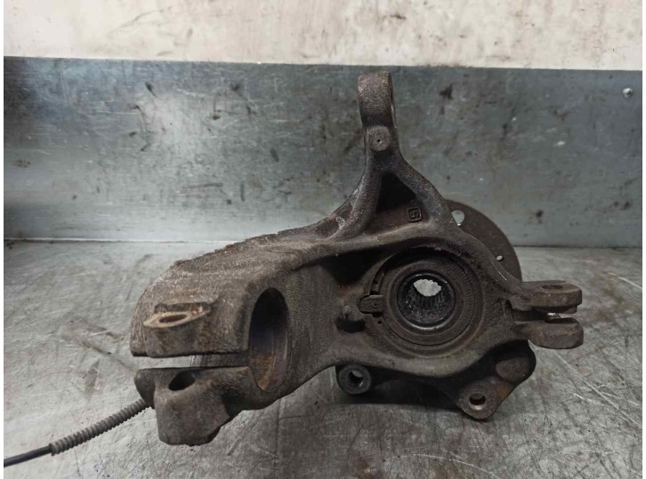 Recambio de mangueta delantera derecha para peugeot 207 16v vti referencia OEM IAM 