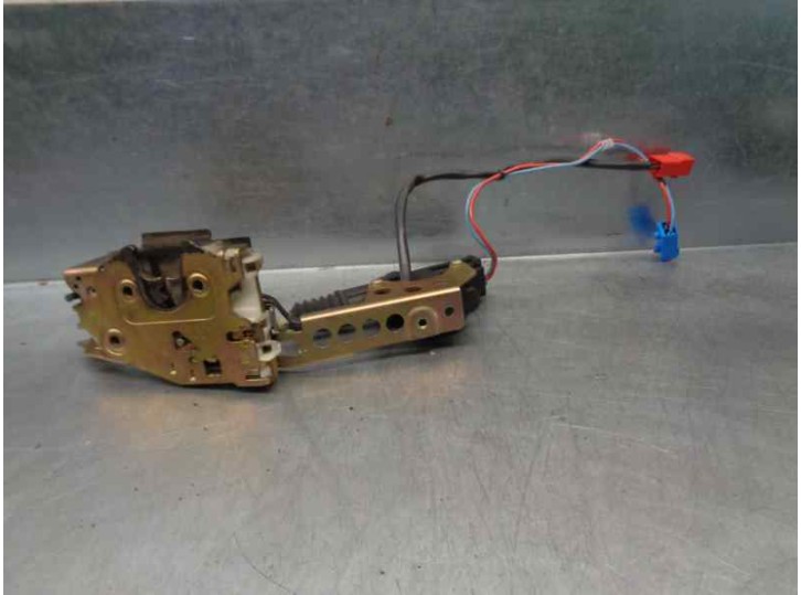 Recambio de cerradura puerta trasera derecha para alfa romeo 75 1.6 referencia OEM IAM 60741234  