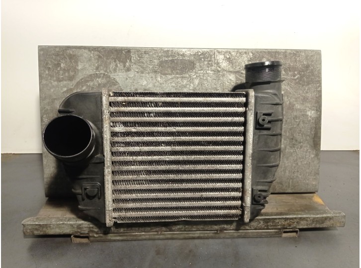 Recambio de intercooler para audi a6 c6 (4f2) 2.7 tdi quattro referencia OEM IAM 4F0145805T 4F0145806AA 6065833 MODINE