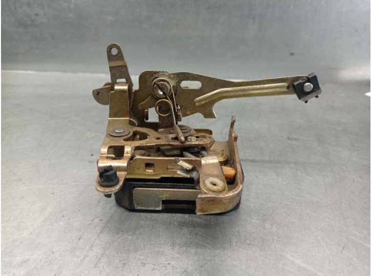 Recambio de cerradura puerta delantera derecha para volvo serie 740 berlina/familiar 2.3 referencia OEM IAM 3503936 4 PUERTAS