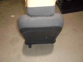 Recambio de asiento delantero derecho para kia carens ( ) 1.7 crdi cat referencia OEM IAM TELA NEGRA 5 PUERTAS