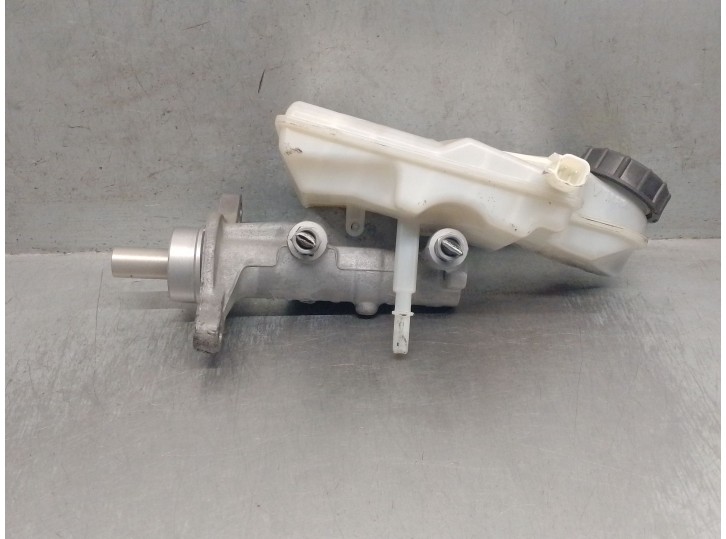 Recambio de bomba freno para volvo v40 hatchback (525) d2 referencia OEM IAM 31329534 36002135 31329534