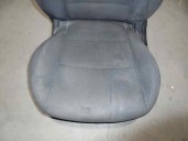 Recambio de asiento delantero izquierdo para kia carens ( ) 1.7 crdi cat referencia OEM IAM TELA NEGRA 5 PUERTAS