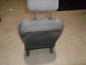 Recambio de asiento delantero izquierdo para kia carens ( ) 1.7 crdi cat referencia OEM IAM TELA NEGRA 5 PUERTAS