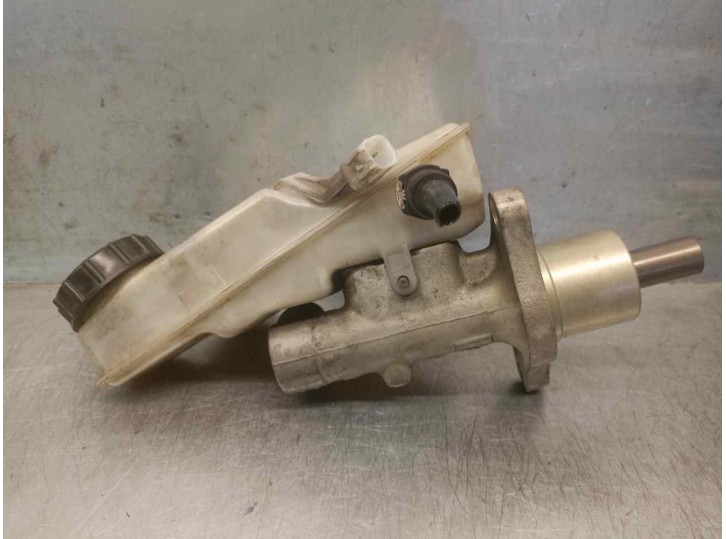 Recambio de bomba freno para ford focus berlina (cap) 2.0 tdci cat referencia OEM IAM 03350891031  