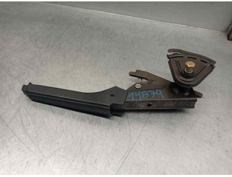 Replacement handbrake lever for Volvo 740 Series saloon/estate 2.3 OEM IAM reference 6819580 