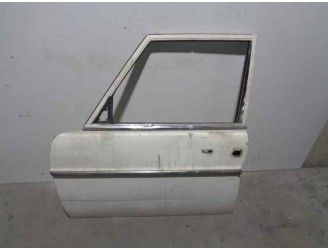 FRONT LEFT DOOR 1157201705 WHITE 4 DOORS