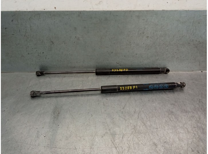 Recambio de amortiguadores maletero / porton para toyota yaris 1.5 16v cat (híbrido) referencia OEM IAM 689500D200 689600D160 