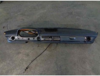 Recambio de salpicadero para mercedes-benz clase e (w114/w115) berlina 240 d referencia OEM IAM 11568087875020 1156890291 