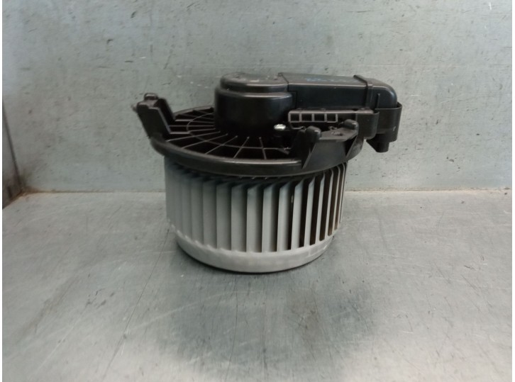 Recambio de motor calefaccion para toyota yaris 1.5 16v cat (híbrido) referencia OEM IAM 871030D220 871030D220 