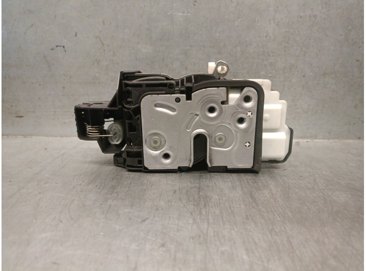 Recambio de cerradura puerta delantera izquierda para volvo v40 hatchback (525) d2 referencia OEM IAM 31440389 31440389 