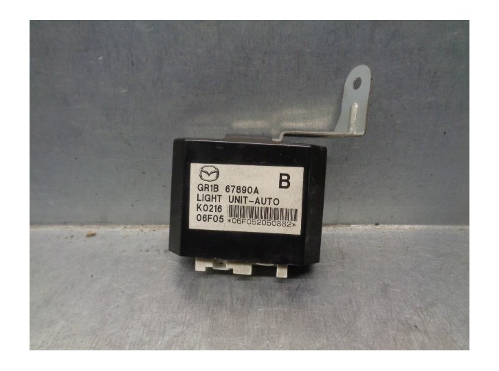 Recambio de modulo electronico para mazda 6 berlina (gg) 2.0 cat referencia OEM IAM GR1B67890A  