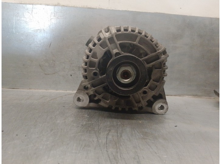 Recambio de alternador para peugeot 807 2.0 16v cat (rfj / ew10a) referencia OEM IAM 9649846780 0124525063 