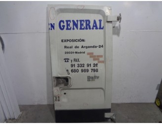 Recambio de puerta trasera derecha para iveco daily caja cerrada (1999 =>) 2.3 diesel cat referencia OEM IAM 4531585 BLANCA ROTU